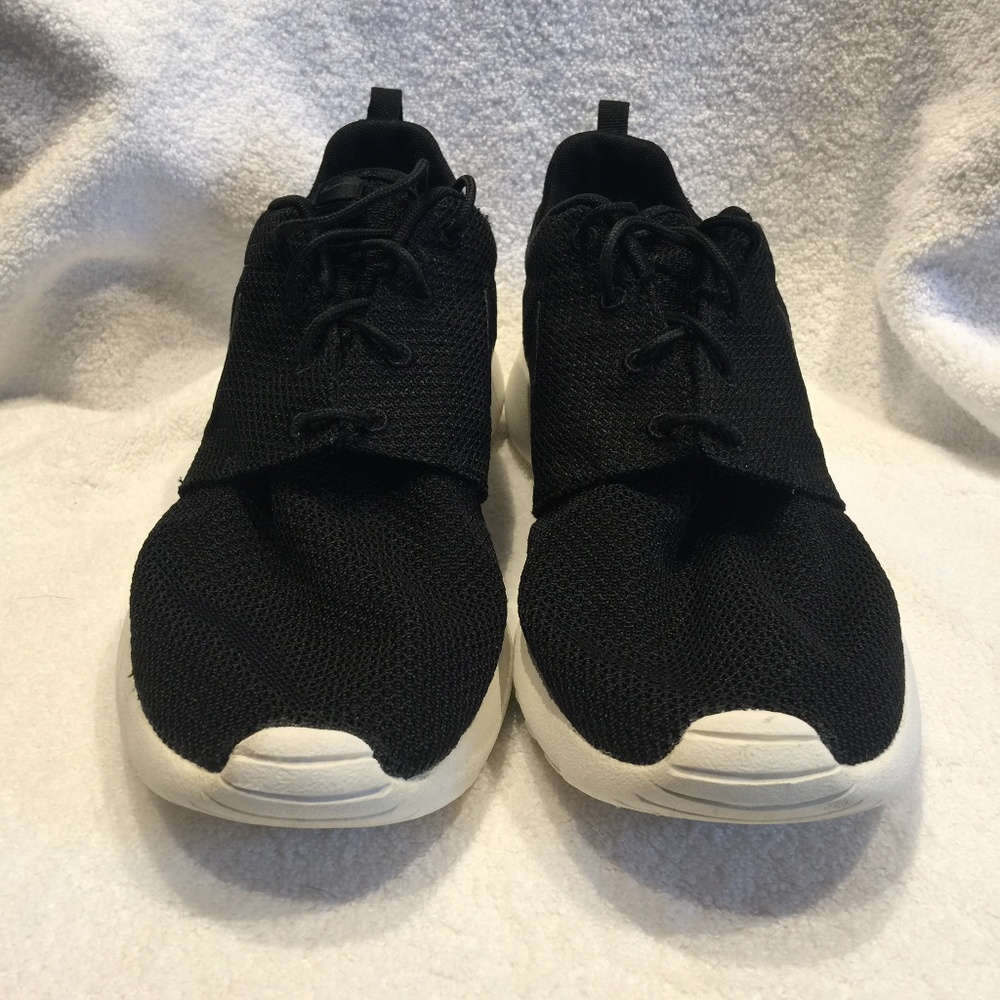 Men's Nike athletic Shoe